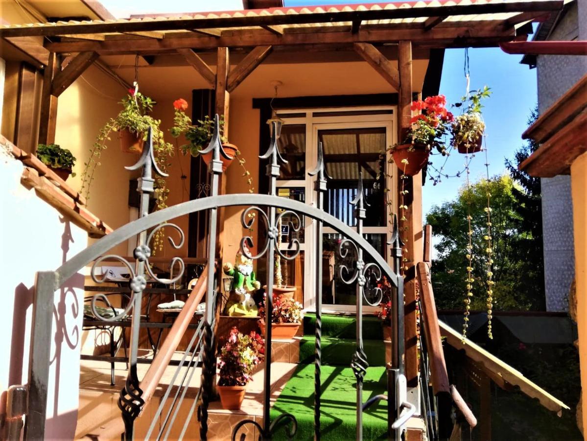 Hotel Dolce Far Niente Braşov Exteriör bild