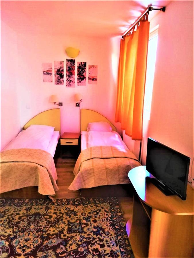 Hotel Dolce Far Niente Braşov Exteriör bild