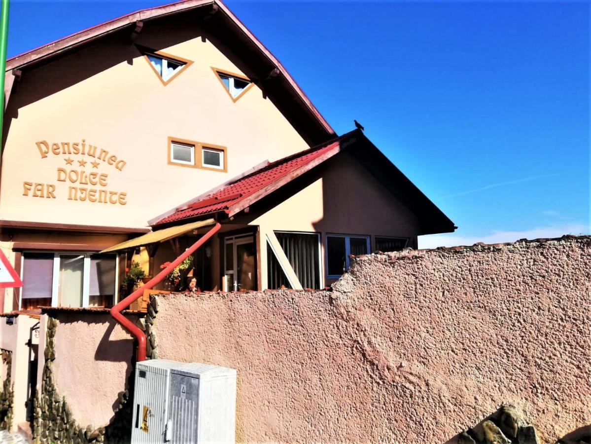 Hotel Dolce Far Niente Braşov Exteriör bild